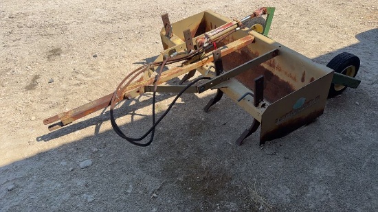 Land Pride 5' Drag Box Blade w/Hydraulic Lift