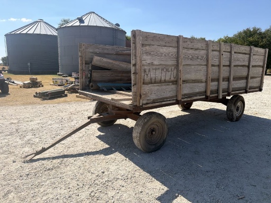 Four Wheel Pintle Hitch Hay Trailer