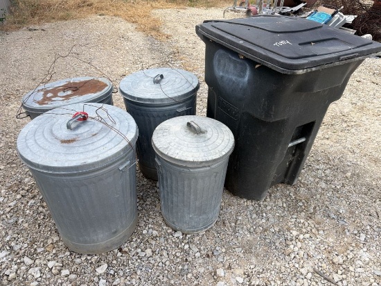 Lot of Assorted Size Trash Cans