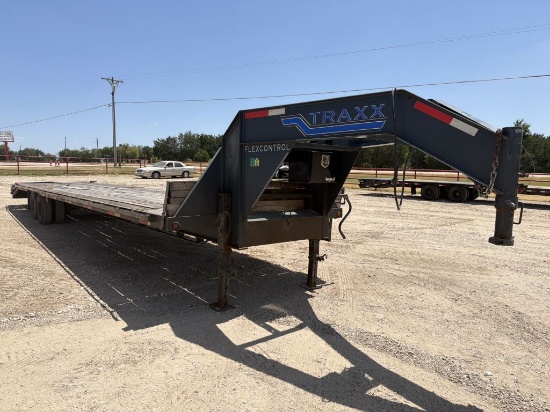 *2022 Traxx 40' Gooseneck Tandem Dual w/Dovetail