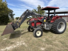 Case International 5220 Tractor Open Station