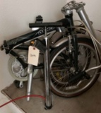 Dahon Boardwalk Collapsible Bike w/ Bicycle Pump