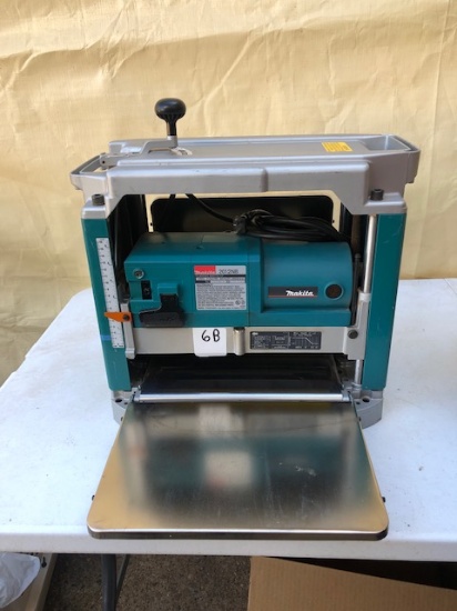 Makita 2012NB Planer/Thicknesser