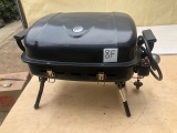 Portable electric grill