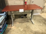 SteelCase - Electric Height-Adjustable Table