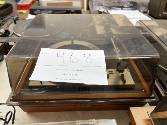 DUAL 1209 Turntable