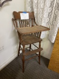 Vintage wood high chair  39