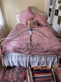 White antique brass bed  ll
