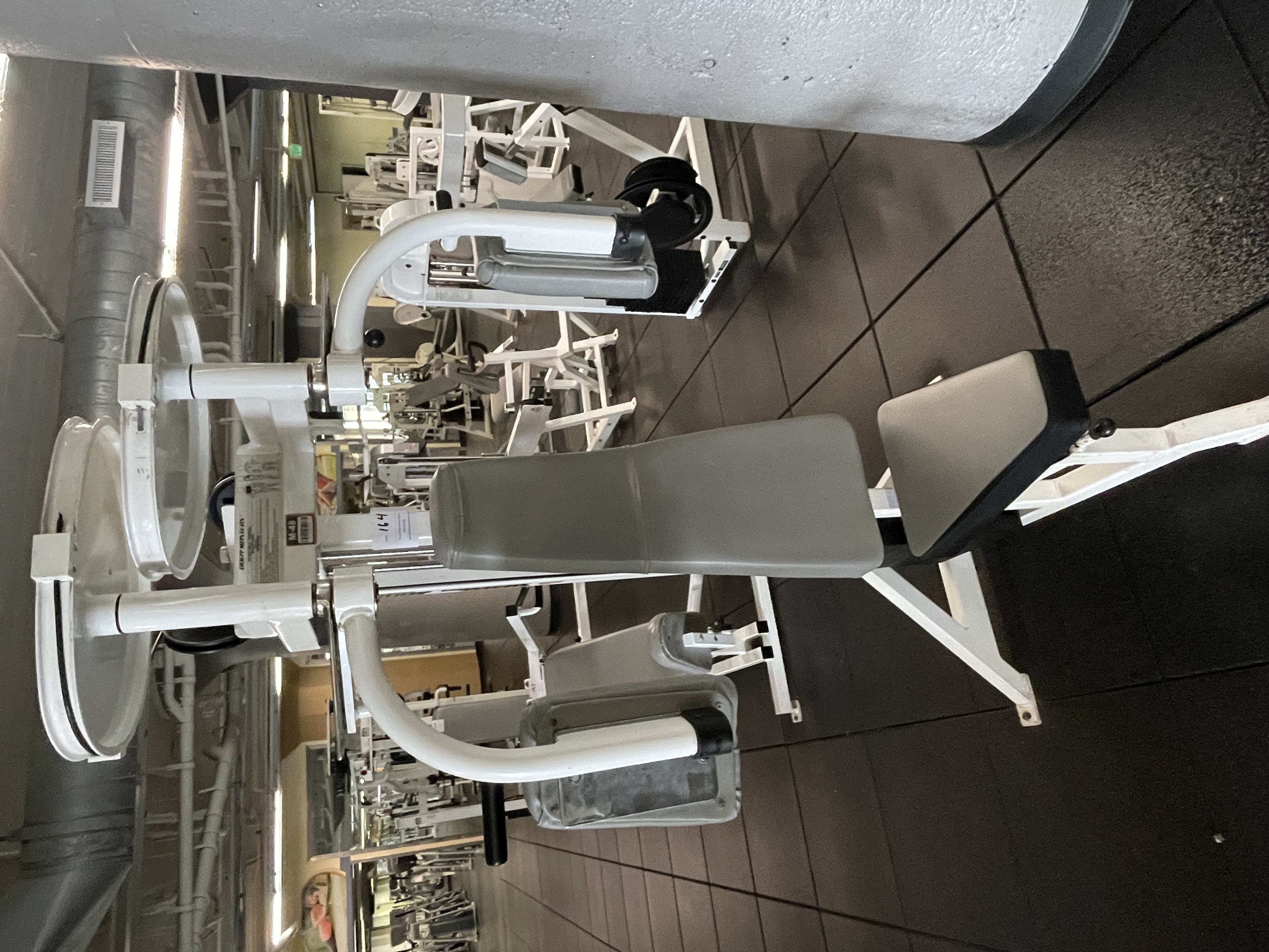 Body Masters 314 Pec Deck Vertical Proxibid