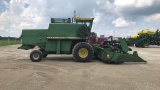 John Deere 6600 Combine & 216 Grain Head