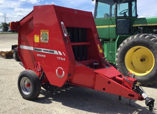 Massey Ferguson 1734 Round Baler