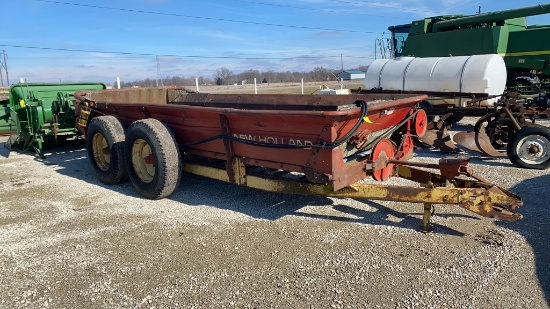 New Holland 679 Manure Spreader