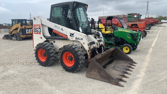 BobCat 863 Turbo w/Bucket