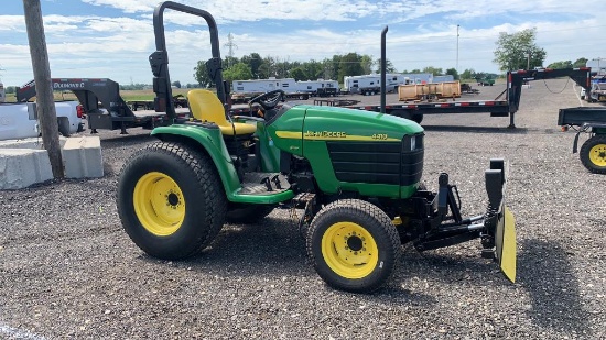 John Deere 4410 E Hydro Tractor With Snow Blade