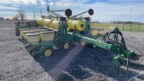 John Deere 7200 Planter