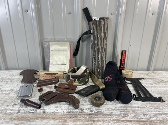 Miscellaneous Lot Hunting Pieces