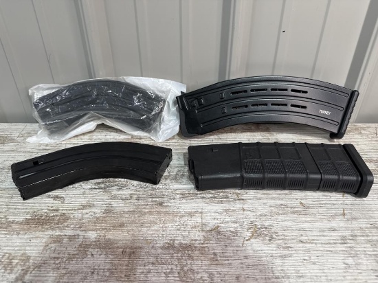 4 Magazines