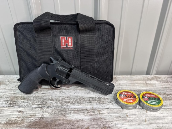 BB Pistol and BBs