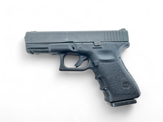 Glock 23 .40 S&W Semi-Auto Pistol
