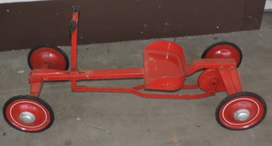 Red Metal Push and Pull Pedal Car