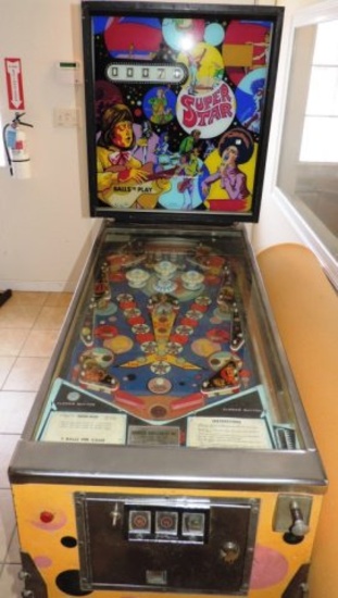 1972 Williams Super Star Pinball Machine