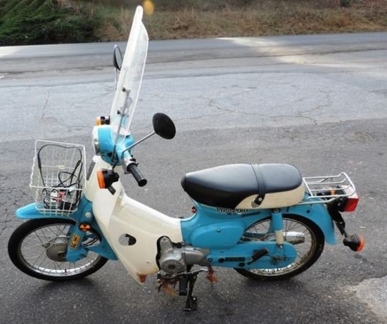 1982 HONDA 70 SCOOTER