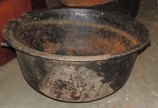 Antique Huge Cast Iron Heavy Witches Cauldron Pot