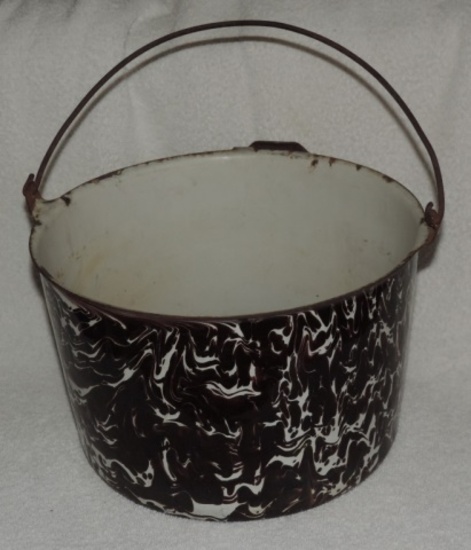 Chocolate Enamel Bail Handled Pot