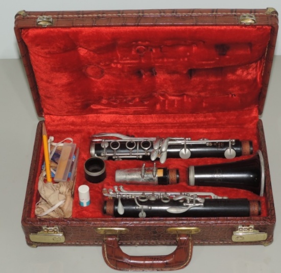 Old Noblet Paris Clarinet In Case