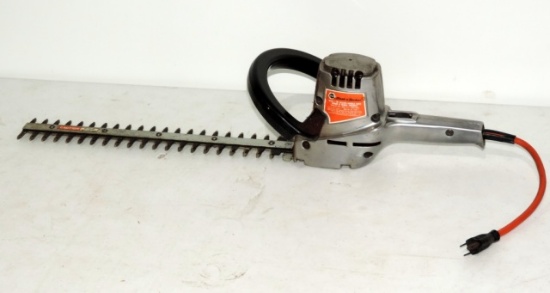 Black & Decker Hedge Trimmer