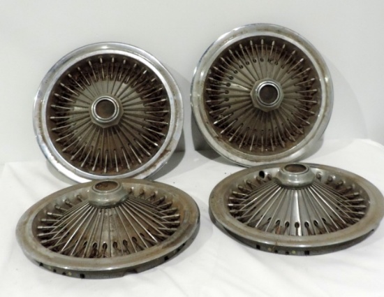 Set Of 4 Wire Rim Hubcaps