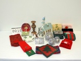 Miscellaneous Christmas Linen & Decoration Lot