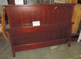 Mahogany Finish Arts & Crafts Style Queen Size Bed