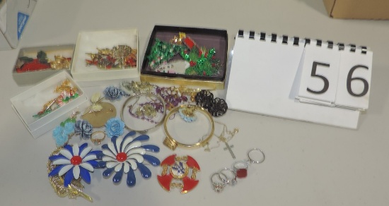 Tray Lot Christmas & Vintage Costume Jewelry