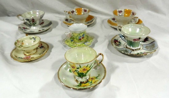 7 Collectible Cup & Saucers