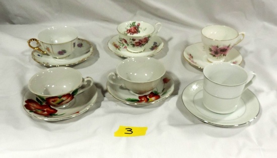 6 Collectible Cup & Saucers