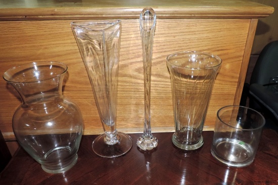 Tray Lot Glass Vases