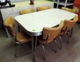 Nice 1960's Dining Room Table and 6 Chairs