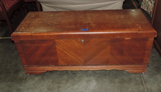 Vintage Lane Cedar Chest