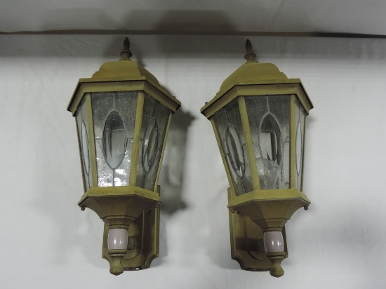 Pair Green Metal Carriage Porch Lamps