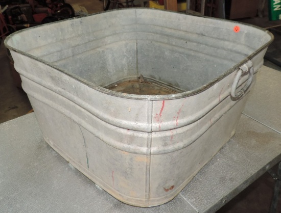 Vintage Square Galvanized Wash Tub