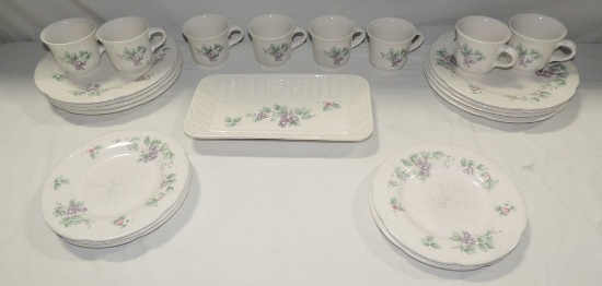 Pfaltzgraff Ceramic Grape & Floral Dinner Set