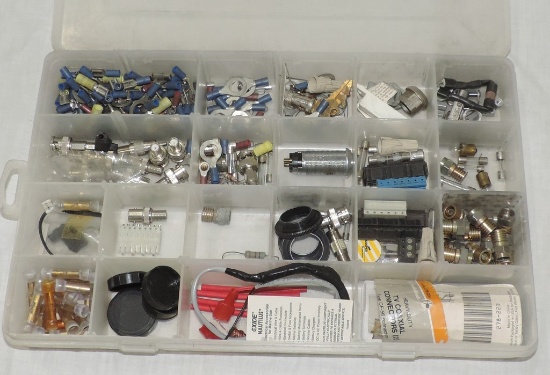 Lot of Electrical Connectors and Fuses