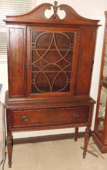 1930's Mahogany Veneer China Cabinet