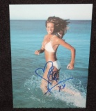 Autographed 5.75x8.25 Photo of Elle Macpherson