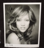 Autographed 8x10 Photo of Tyra Banks