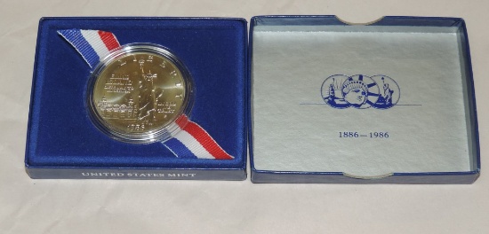 1986 Ellis Island Silver Dollar Commerative