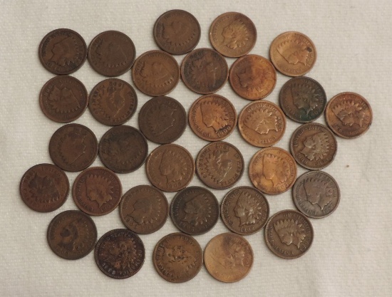 Lot of (32) Indian Head Pennies