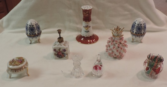Lot of Vintage Porcelain Ladies items