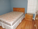 (3) Piece Thomasville Oak Bedroom Suite